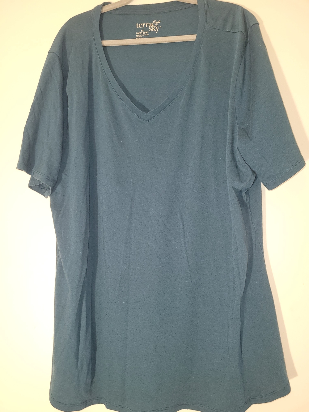Terra & Sky Women's V-Neck Tee - Teal
